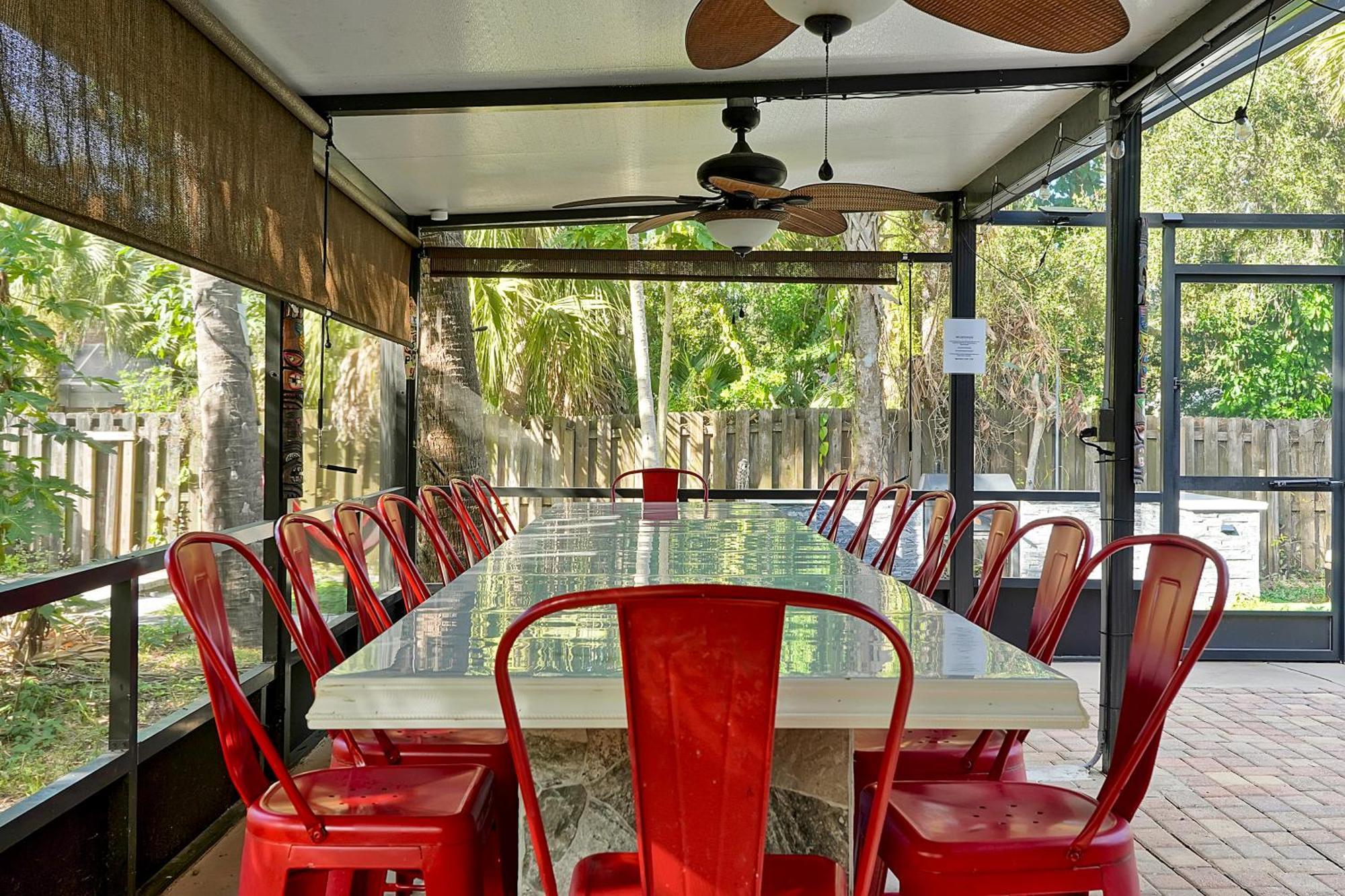 Poolside Cocoa Oasis W/ Tiki Bar! Villa Frontenac Buitenkant foto